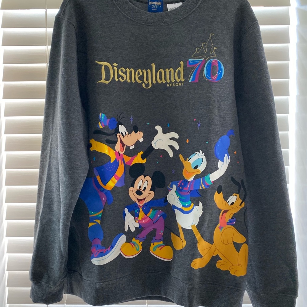 NWT Disneyland 70th Anniversary Mickey and Friends Pullover crewneck sweatshirt.